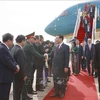 Le président de l’AN Vuong Dinh Hue entame une visite officielle au Cambodge et assiste à l'AIPA-43