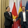 Le vice-président permanent de l'AN s'entretient avec des dirigeants du parlement espagnol