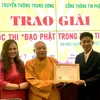 Six ouvrages récompensés lors d'un concours d'écriture sur le bouddhisme