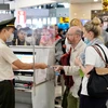 Forte augmentation du nombre de passagers à l'aéroport international de Noi Bai