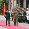 Le ministre cubain des Forces armées révolutionnaires en visite officielle au Vietnam