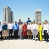 Installation d'une plaque commémorative pour les 30 ans de l'établissement des relations Vietnam-Israël