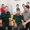 Le Premier ministre Pham Minh Chinh rend visite à des invalides de guerre à Ninh Binh