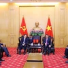Vietnam et Chine renforcent le partage d'expériences dans le travail d’édification du Parti