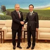 Le président Vo Van Thuong rencontre son homologue de l'Ouzbékistan