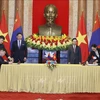 Le Vietnam et la Mongolie signent un protocole d'accord sur le commerce durable du riz