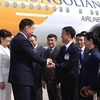 Le président mongol arrive à Hanoi, entamant sa visite d’Etat au Vietnam