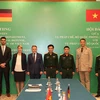 Vietnam-Allemagne : Promouvoir la coopération dans les domaines du droit militaire et de la défense