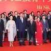 Le secrétaire général du PCV Nguyen Phu Trong et le dirigeant chinois Xi Jinping rencontrent des partisans de l’amitié des deux pays