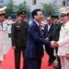 Le président Vo Van Thuong contrôle la préparation de forces de sécurité avant le Têt
