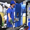 Les prix d’essence augmentent plus de 700 dôngs le litre à partir du 21 mars