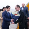 Le président du Parlement finlandais entame une visite officielle au Vietnam