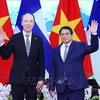 Entrevue entre le PM Pham Minh Chinh et le président du Parlement de Finlande