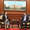 Le président du Comité populaire de HCM-Ville reçoit le nouveau consul du Laos