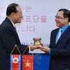 Les organisations syndicales du Vietnam et de la RPDC renforcent leur coopération