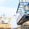 Ho Chi Minh-Ville : quatre autres rames de la ligne de métro N°1 débarquées au Vietnam