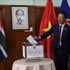 Des Vietnamiens en Afrique du Sud collectent des fonds pour Truong Sa