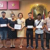 Aides aux victimes vietnamiennes dans l'accident de bus en Thaïlande