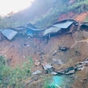 Quang Nam : un autre glissement de terrain enseveli 11 personnes dans le district de Phuoc Son