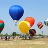 Le premier festival de montgolfières à Kon Tum 