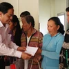 Le président du CC du FPV offre des cadeaux du Têt dans la province d'An Giang