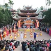 Ouverture de nombreuses fêtes traditionnelles à Hanoï et à Ha Tinh