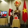 Le consulat général du Vietnam à Fukuoka : plus de 1,58 milliard de dongs au Fonds de vaccins