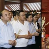 Le président Nguyên Xuân Phuc rend hommage au Président Hô Chi Minh