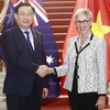 Vuong Dinh Hue rencontre des responsables australiens