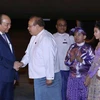 Официальные лица Мьянмы встретили премьер-министра Нгуен Суан Фук в международном аэропорту Нейпьидо. (Фото: Тхонг Ньят - ВИА)