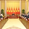 Генеральный секретарь ЦК КПВ, Президент Вьетнама Нгуен Фу Чонг принимает Послов. Фото: Чи Зунг (ВИА)