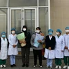 Пациенты, вылечившиеся от коронавируса и выписавшие из больницы в Тяньцзине, Китай, 8 февраля 2020 года. (Фото: Синьхуа/ВИА)