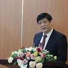 Профессор, доктор Нгуен Тхан Лонг: Все пациенты с COVID-19, находящиеся в тяжелом состоянии во Вьетнаме, регулярно получают консультации ведущих специалистов, поэтому их лечение проходит успешно. 