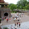 Экскурсии в комплекс памятников Хюэ в Тхыатхьен-Хюэ. (Фото: ВИА) 