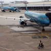Самолеты приземлились в международном аэропорту Нойбай во время пандемии COVID-19. (Фото: ВИА)