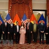 Делегаты на церемонии открытия, посвященной 25-летию установления дипломатических отношений между Вьетнамом и США (1995-2020 годы). (Фото: ВИА)