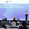 Министр промышленности и торговли Вьетнама Чан Туан Ань выступает на церемонии открытия. (Фото: ВИА)