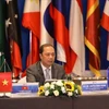 Заседание ведет заместитель министра иностранных дел Вьетнама Нгуен Куок Зунг. (Фото: ВИА)