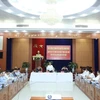Премьер-министр Нгуен Суан Фук 1 ноября призвал власти центральных провинций приложить максимум усилий для поддержки жителей, пострадавших от недавних ураганов и наводнений, бури и наводнения. (Фото: ВИА)