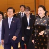 Спикер Национального собрания (НС) Республики Корея Пак Бён Сок и председатель НС Вьетнама Нгуен Тхи Ким Нган (справа) (Фото: ВИА) 