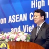 Заместитель министра планирования и инвестиций Чан Куок Фыонг выступает на мероприятии (Фото: ВИА)