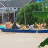 Люди эвакуированы с места затопления в районе Камло города Куангчи в октябре 2020 г. (Фото: ВИА)