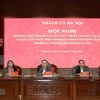 Секретарь Ханойского партийного комитета Выонг Динь Хюэ выступает 3 марта на встрече с городским департаментом культуры и спорта (Фото: ВИА)