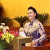 Председатель НС Нгуен Тхи Ким Нган выступает на открытии заседания. (Фото: ВИА)