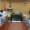 Совещание министра здравоохранения с иностранными послами в Ханое. (Фото: ВИА)
