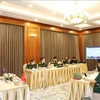 Вьетнамская делегация принимает участие в работе рабочей группы ADSOM + по видеоконференции (Фото: ВИA)