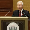 Генеральный секретарь ЦК КПВ Нгуен Фу Чонг выступает с речью. (Фото: ВИА)