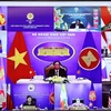Министр иностранных дел Буй Тхань Шон выступает на 23-м заседании Совета сообщества по вопросам политики и безопасности (APSC).(Фото: ВИА)