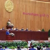 Президент Нгуен Суан Фук выступает с речью в Национальном собрании Лаоса (Фото: ВИА)