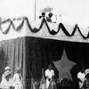 2 сентября 1945 года на площади Бадинь президент Хо Ши Мин зачитал Декларацию Независимости, положившую начало Демократической Республике Вьетнам - первому рабоче-крестьянскому государству в Юго-Восточной Азии. (Фото: архив ВИА)
